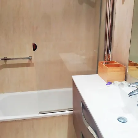 Acqua Playa, Primera Linea De San Lorenzo Gijón